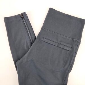 Athleta Women’s Tight Leggings Sz M